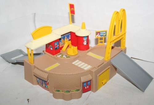 1996 Mattel Hot Wheels ~ McDonalds Theme World Series Playset ~ Near Complete