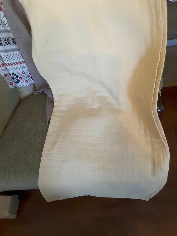 Gold Queen BED SCARF18.5 X 98 - Image 4 of 4