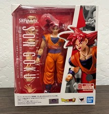 S.H. Figuarts Super Saiyan God Son Goku