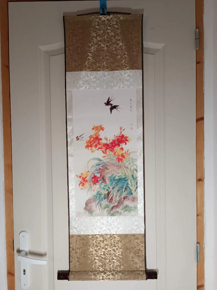 PRINT Peinture de Fleurs et Oiseaux en Style Gongbi : Hirondelles et Lys - Photo 1/4