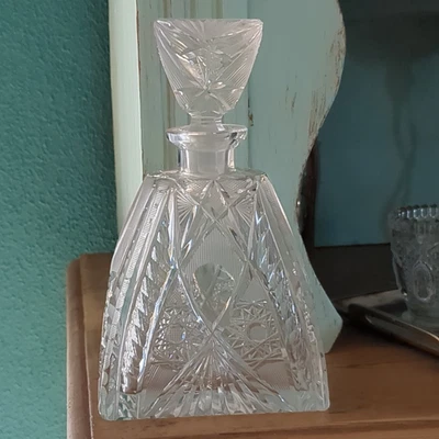 Glas-Dekanter transparent quadratisch, Diamantschliff, geschliffen, mit Stopfen - Bild 1 von 2