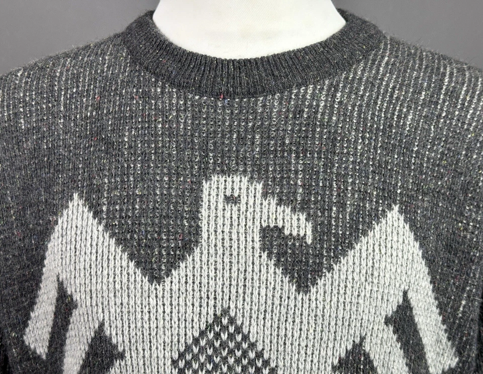 Vintage CHEVIGNON ANDJAKORDA Gray Cowichan Knitting Oversize Sweater Size XL - Image 3 of 4