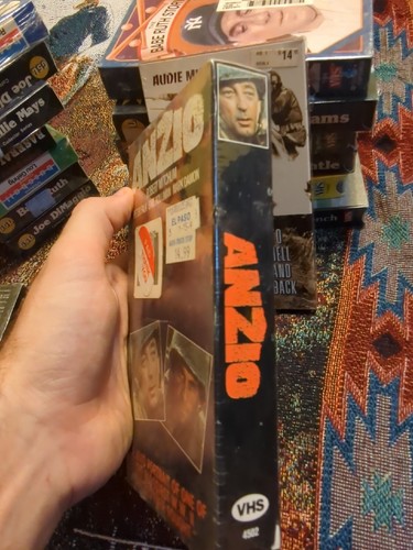 Anzio VHS Tape Robert Mitchum, Peter Falk WWII 1989 History Drama new Sealed - Picture 2 of 6
