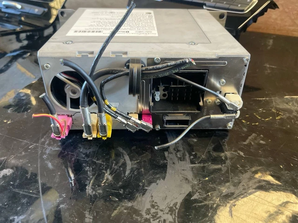 BMW 218D-2E20-2 SERİES DİSPLAY SET B2305 - Image 2 of 4