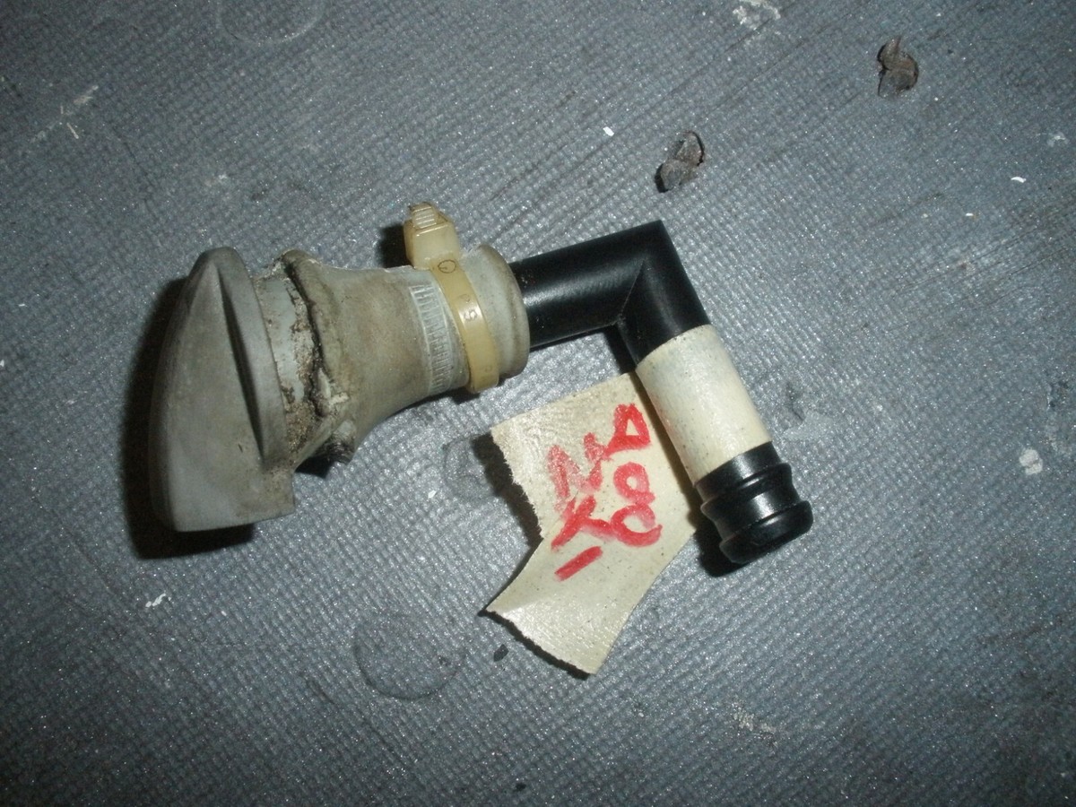 95 KAWASAKI 900 ZXI HULL COOLING WATER PISSER GROMMET 92071-3806