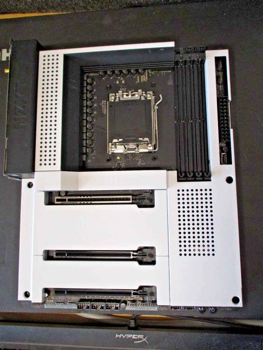 N7 B650E N7-B65XT-W1 新品 NZXT N7 B650E - N7-B65XT-W1 - AMD