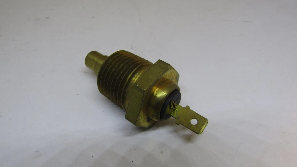 Transmisor de temperatura refrigerante motor estándar TS-71 nuevo calcetín antiguo. Foto 4 de 4