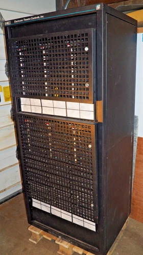 ETC L86 Complete DIMMER RACK modules Electronic Theatre Controls 2400 6000 EM264