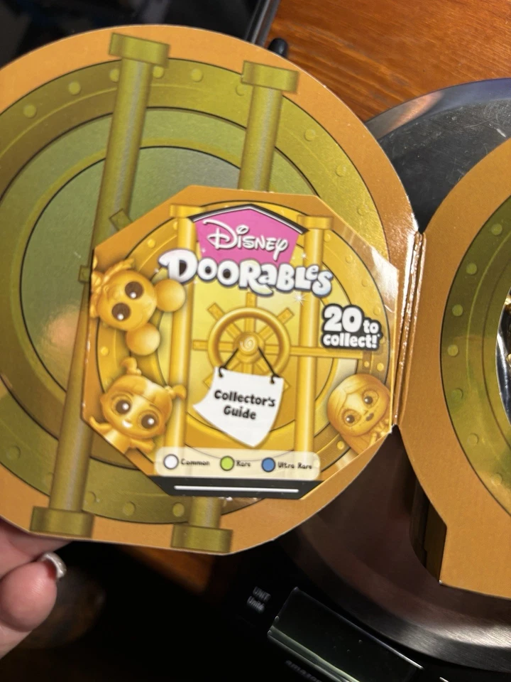 Disney Doorables Ultra Rare Boo & Sulley ~ Gold Peek Collection ~ Monsters Inc. - Image 2 of 2