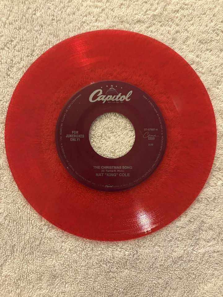O Holy Night / The Christmas Song /Nat King Cole 45 Red Vinyl Record Foto 2 de 3