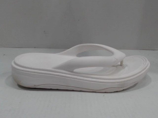 UsadoMuy Bueno - FitFlop Relieff Recovery, Blanco, EE. UU. 9 / UK 7 / UE 41 Foto 2 de 4