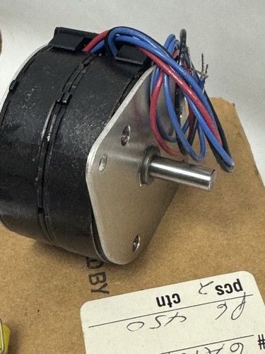 Nuovo motore sincrono Hurst Emerson 4401-001 6A184 modello SC 300 RPM 115V 60HZ 7W - Foto 3 di 6