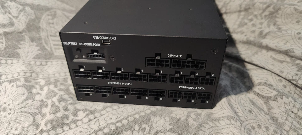 Corsair AX1500i 1500Watt 80 Plus Titanium AC Netzteil | 75-001971 Modular AC - Bild 4 von 4