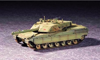 Trumpeter  07250 1/72 scale Italian C1 Ariete MBT model kit