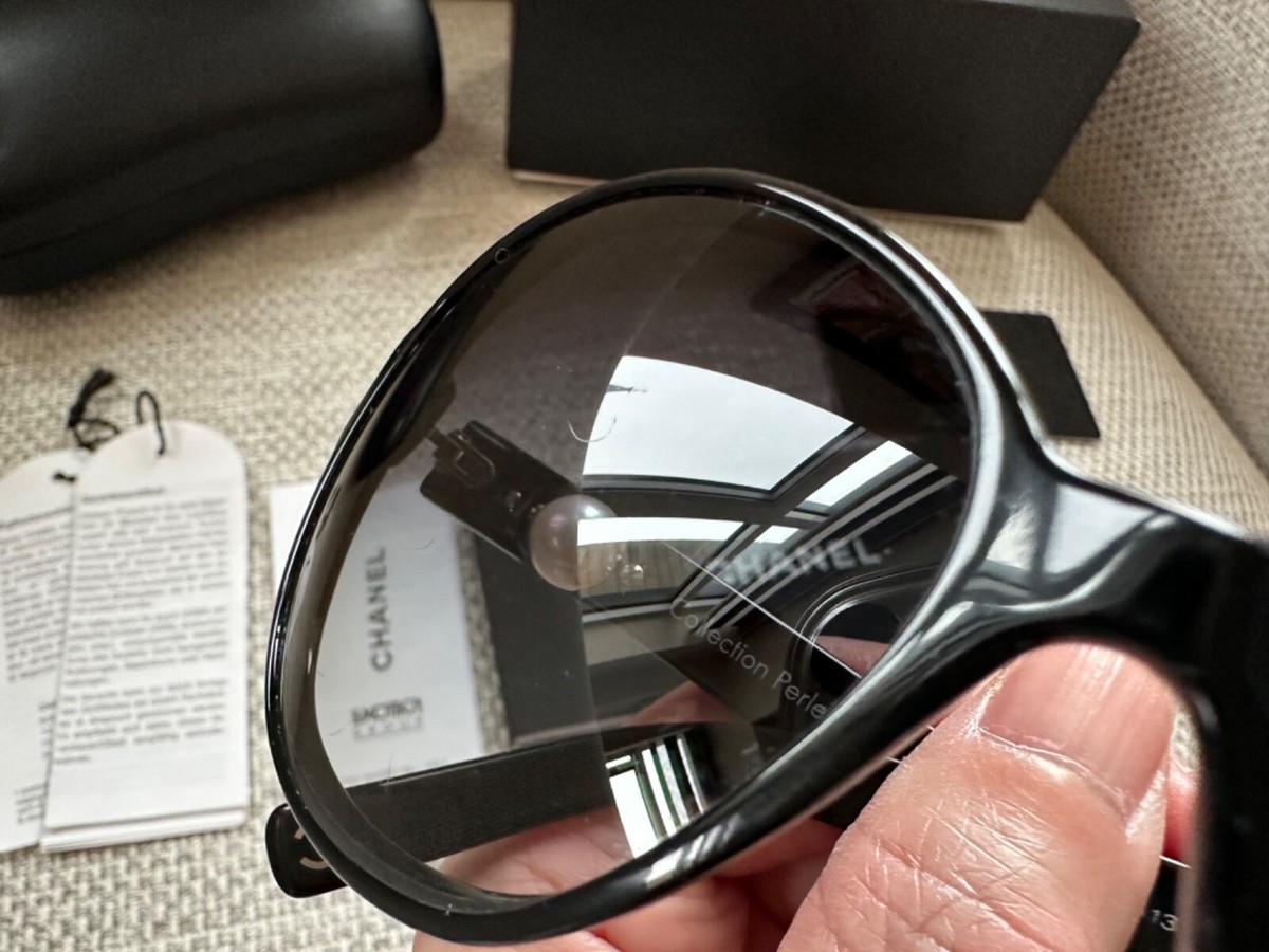 100%AUTHENTIC Chanel Collection Perle Black Sunglasses Model