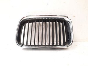 Grillniere Kühlergrill Links Fahrerseite Gitter BMW 3er E36 8122237