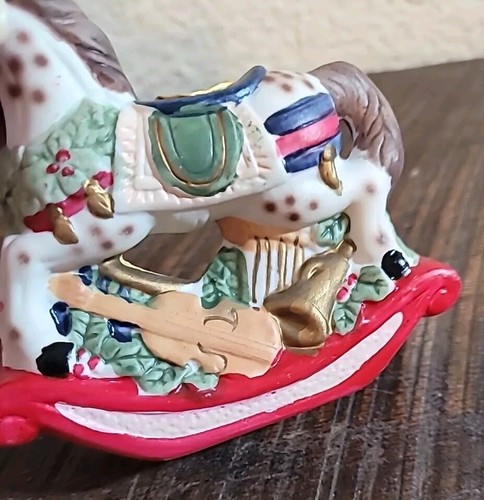 Portacandele porcellana cavallo a dondolo vintage piccolo decorazione natalizia GIFTCO anni 90 - Foto 7 di 8