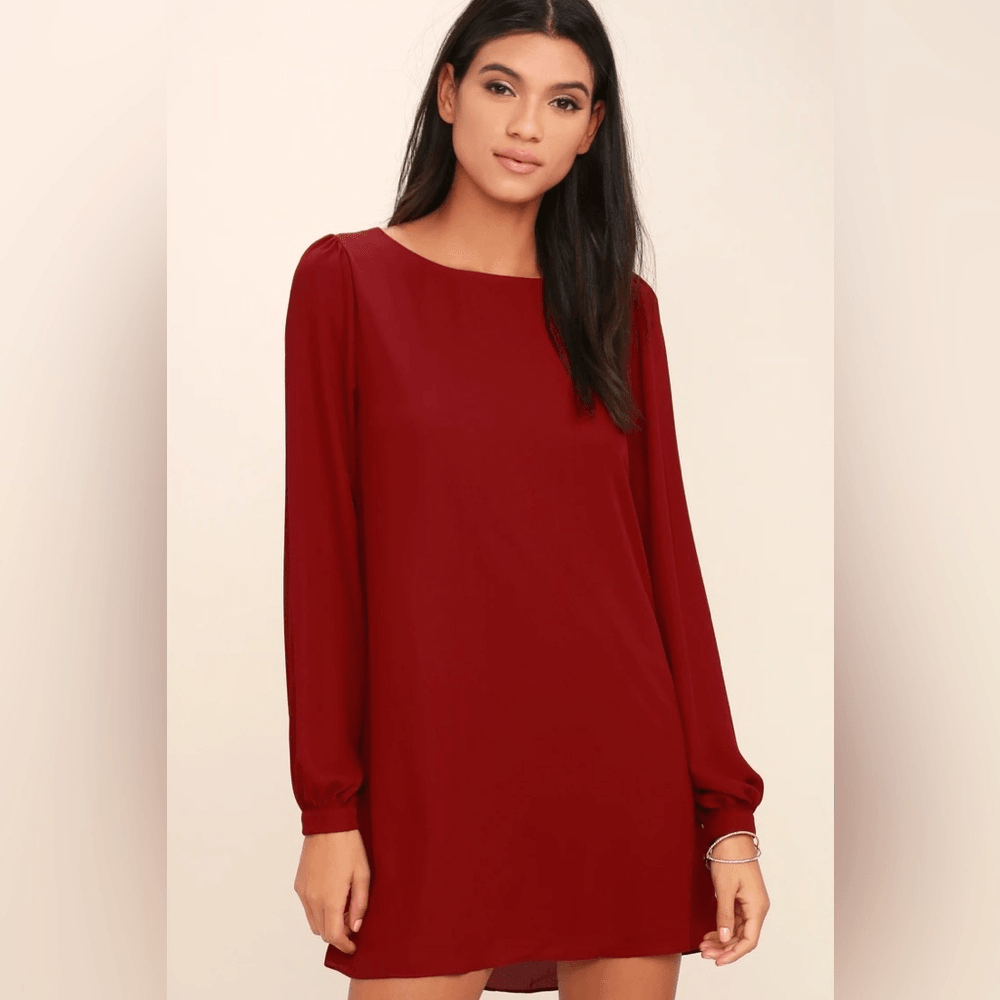 NWT LULUS SIZE S Status Update Wine Red Shift Dress MINI LONG SLEEVE