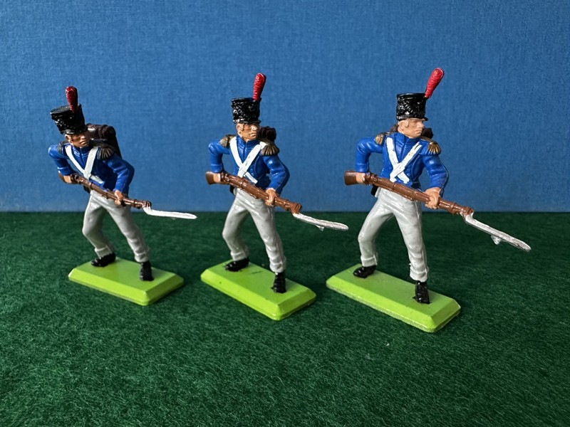 Britains Deetail 1971 FRENCH Napoleonic Waterloo Infantry LOT of 3 Toy Soldiers