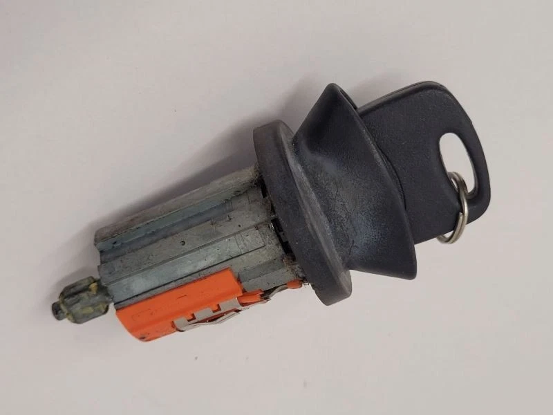 1980-2004 MERCURY GRAND MARQUIS Ignition Switch Electric Switch F4DZ11572B - Изображение 3 из 4