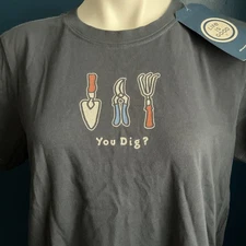 NWT Women's Life is Good  You Dig? Gardening Tools Darkest Blue SS Crusher Tee L