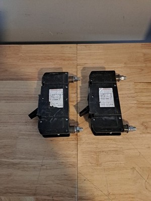 Carling Technologies Circuit Breaker FA1-X0-09-606-12A-BG 175A 125V MAX USED2pc 