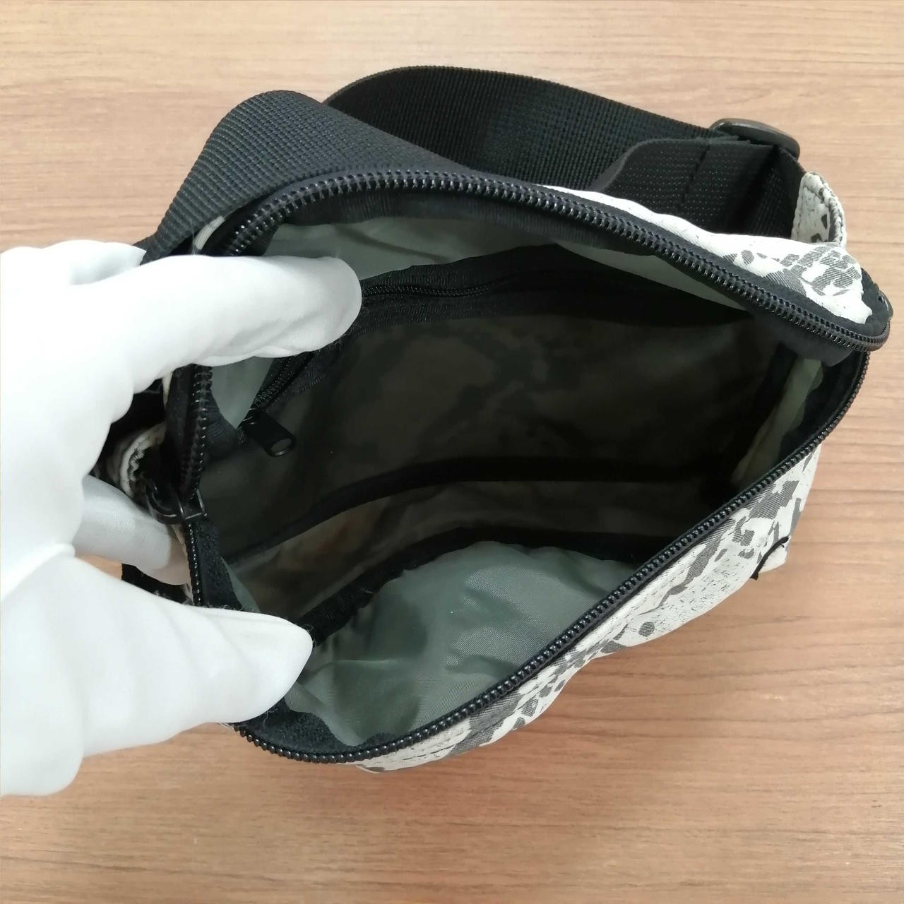 Porter Wht/Python Pattern Waist Pouch - image 7