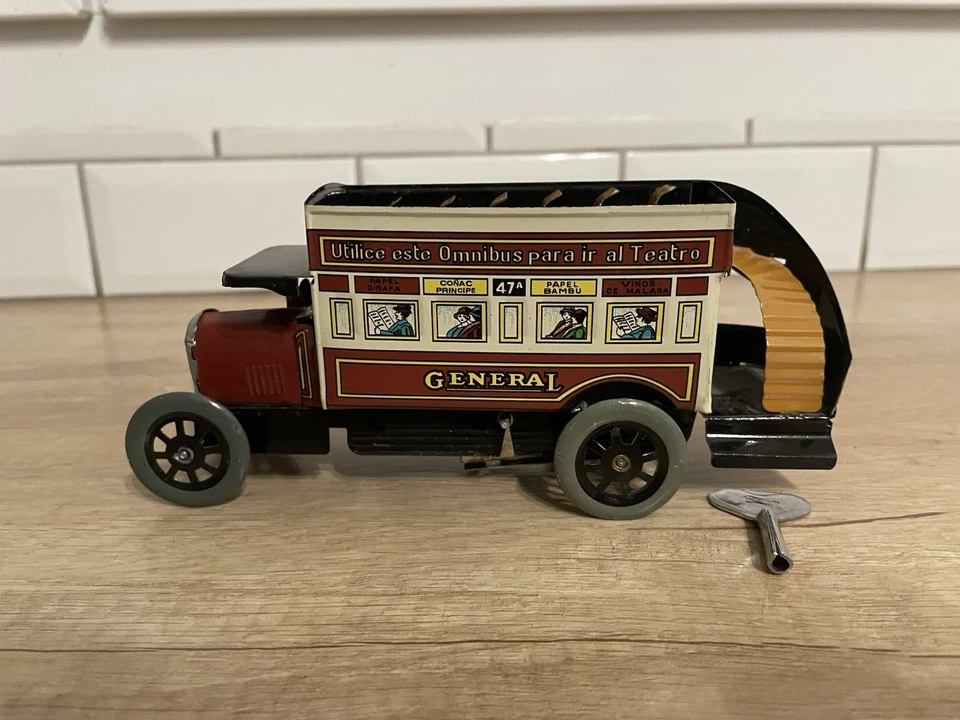 Bus En Tôle Jouet Ancien Avec Mécanisme Et Sa Clé  - Photo 2/4