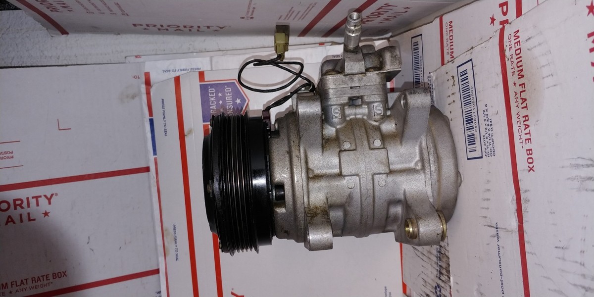 1988-1992 Mazda 626 MX-6 OEM DENSO A/C Compressor GJ5161450B
