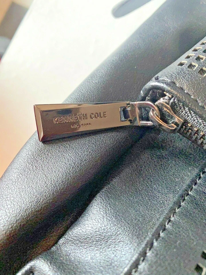 Kenneth Cole Black Short Handle Flap Over Hobo bag Zip Fastening NWOT - Image 2 of 4