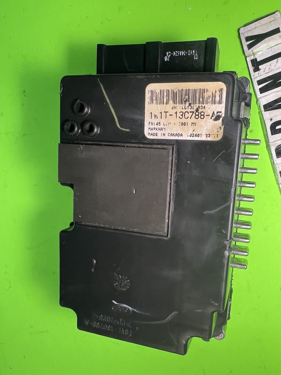 2001-2002 REFURB Lincoln Town Car LCM Lighting Control