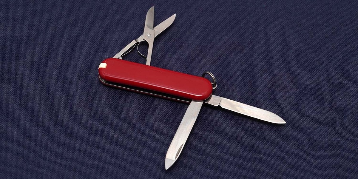 Vintage VICTORINOX Classic Cancer Swiss Army Knife 1980s