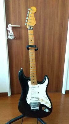 Fender Stratocaster ギターバッグ・スタンド付き Fender