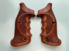 Cool Prof.Target Grip for S&W K/L Frame Square Butt Checker opened back