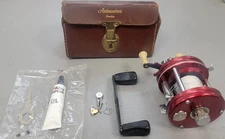Vintage Abu Garcia Ambassadeur 5000 Baitcasting Reel w/ Extra Parts & Case USED