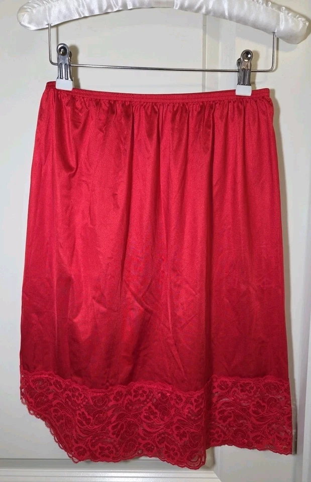 Vintage VANITY FAIR Red Half Slip Skirt Lingerie Silky Nylon Lace Trim M RARE - Image 2 of 4