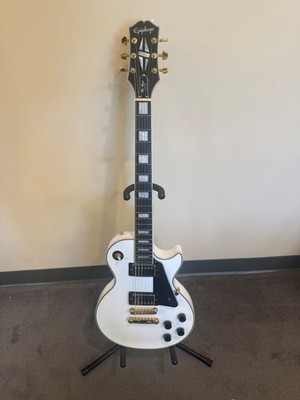 Epiphone Les Paul Custom   Alpine White (2022)   Mint Electric Guitar