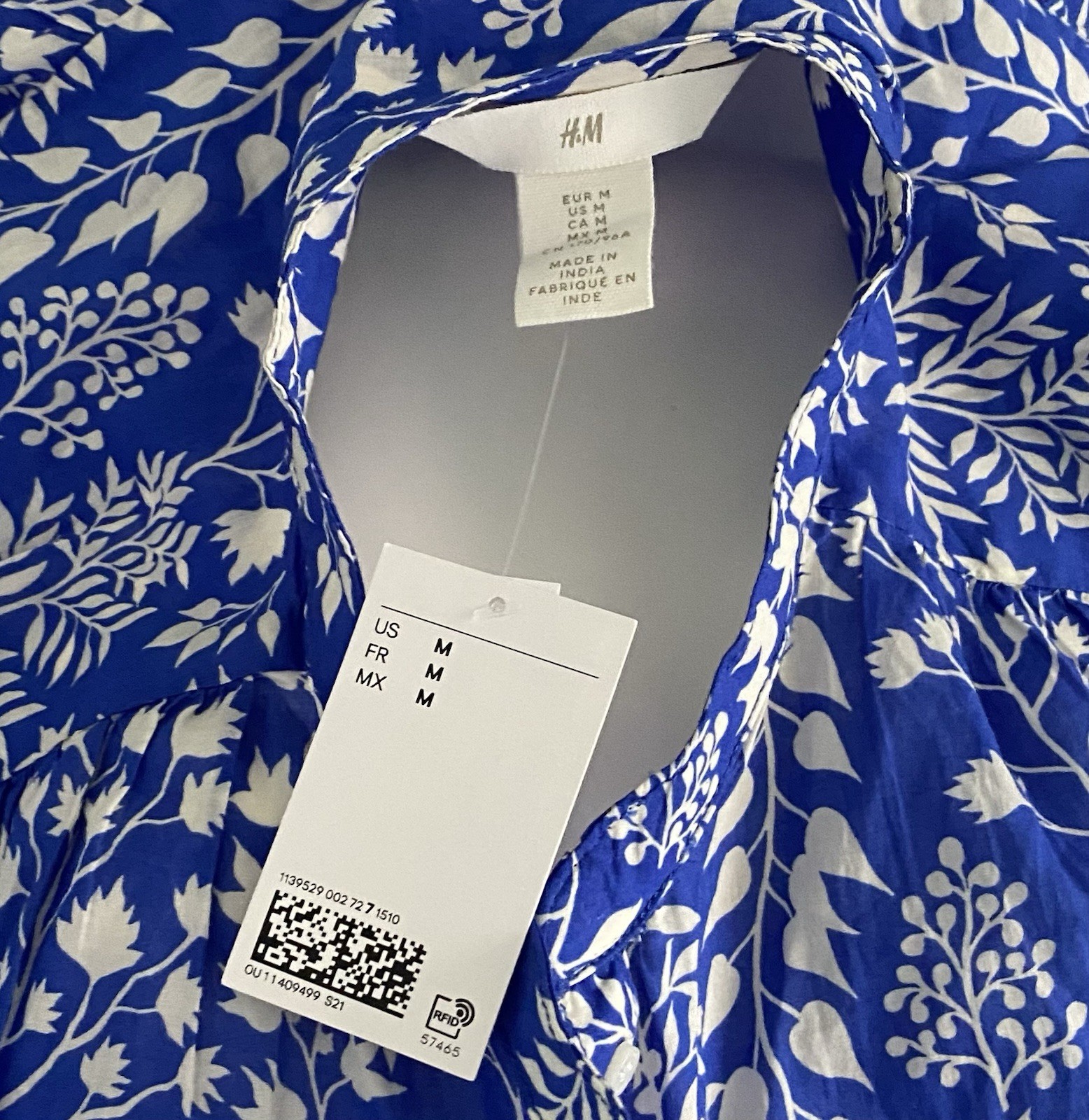 NWT H&M Floral Blue/White Blouse Shirt Top Viscose LS Relaxed Button Up Sz M thumbnail 8