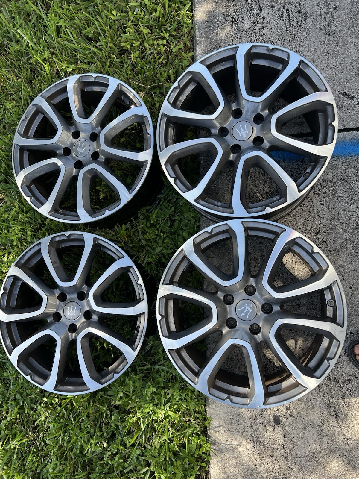 maserati levante wheels 