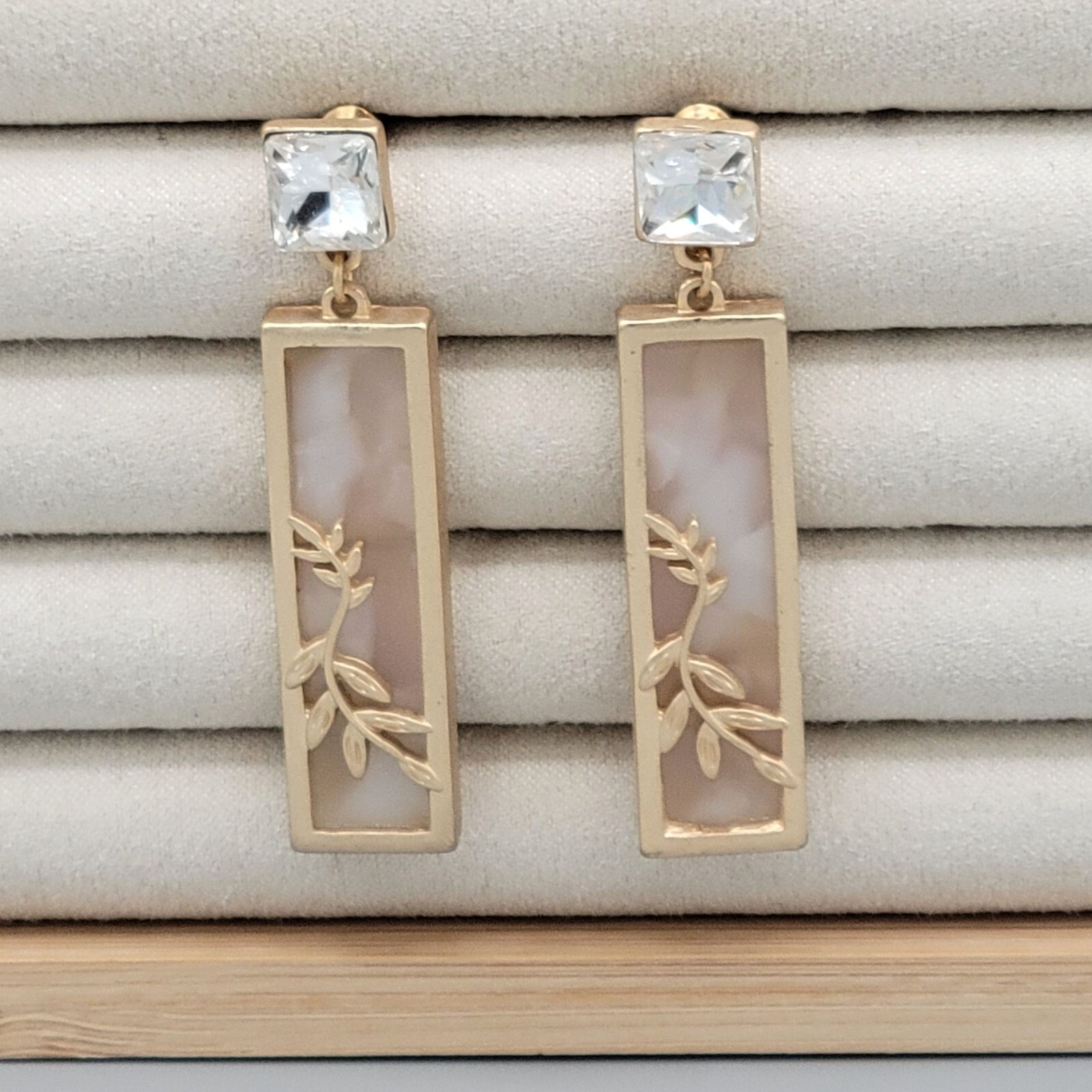 Womens Rectangular Dangle Earrings Lucite White B… - image 1