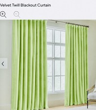 Juego de 2 cortinas oscuras de terciopelo verde lima Pottery Barn Teen 52x84