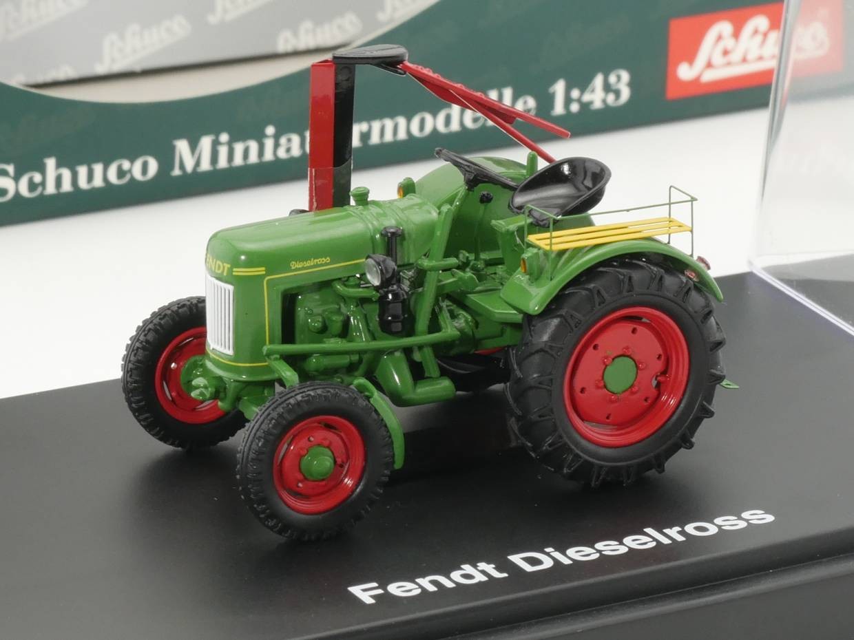 Schuco 02622 Fendt Dieselross Tractor 1:43 MINT! OVP 1703-25-23