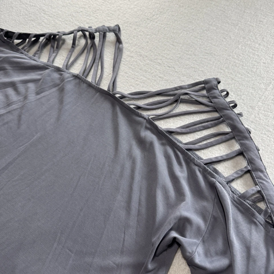 Top boho informal de manga larga gris con recorte al hombro talla M Red by BKE para mujer Foto 2 de 4