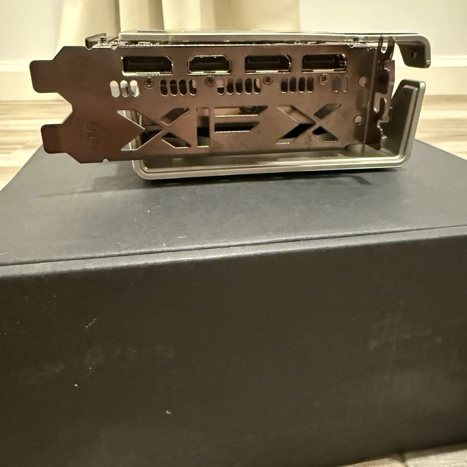 XFX SPEEDSTER QICK319 AMD RADEON RX 6750 XT CORE 12GB GDDR6 Gaming Graphics Card - Image 3 of 4