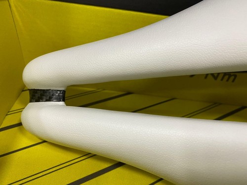 Dash Cycles Strike Stock G2 245mm Length 48mm Nose Road/TT/TRI Saddle (White) - Picture 4 of 6