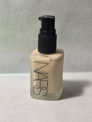 Nars Vallauris SHEER MATTE FOUNDATION MEDIUM 1.5 - 1 oz 