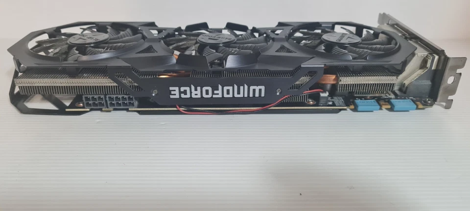 GIGABYTE NVIDIA GeForce GTX 970 4GB GDDR5 Windforce 3X GPU Graphics Card  - Image 3 of 4