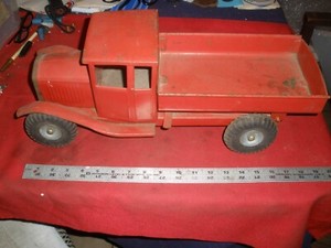 Jouet ancien camion plateau en tôle à Roubaix | Clasf jeux