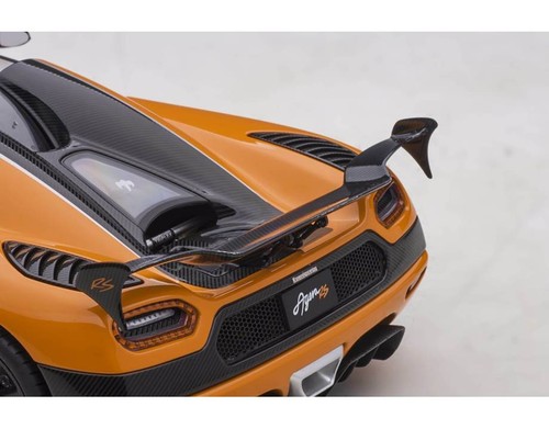 AutoArt Koenigsegg Agera RS Cone Orange / Carbon with Black Accents 1/18. 79023 - Picture 13 of 16