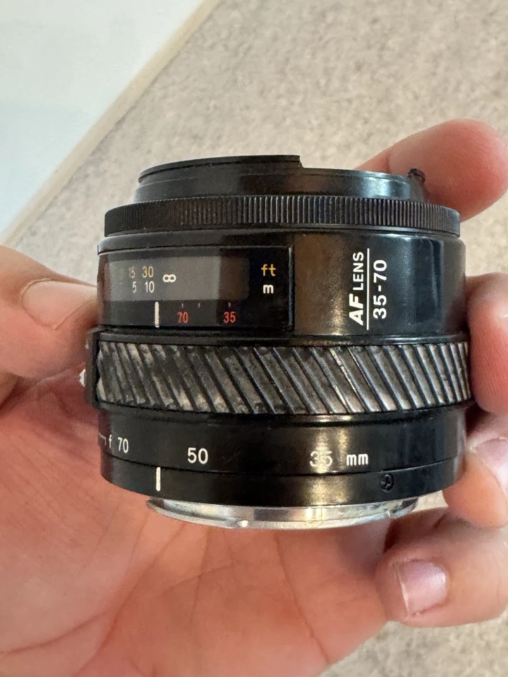 Minolta Maxxum AF Zoom Lens 35-70mm 1:4 (22) 49mm Lens - Image 4 of 4